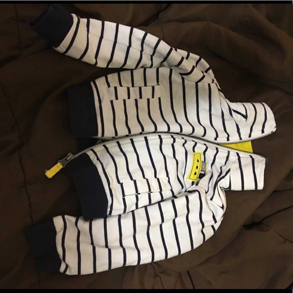 Carter’s Size 24 months Baby Boy’s Sweater